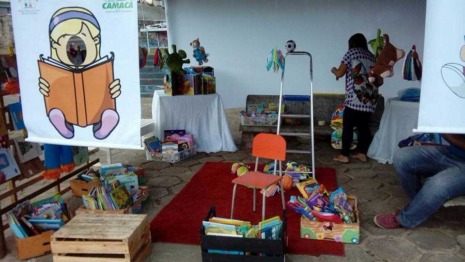 FEIRA LITERARIA